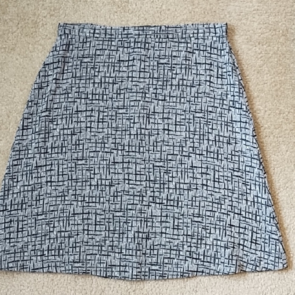 Vintage 90s Casual Corner Mini Skirt Size 8 Gray Black Grid Pattern A-Line Retro